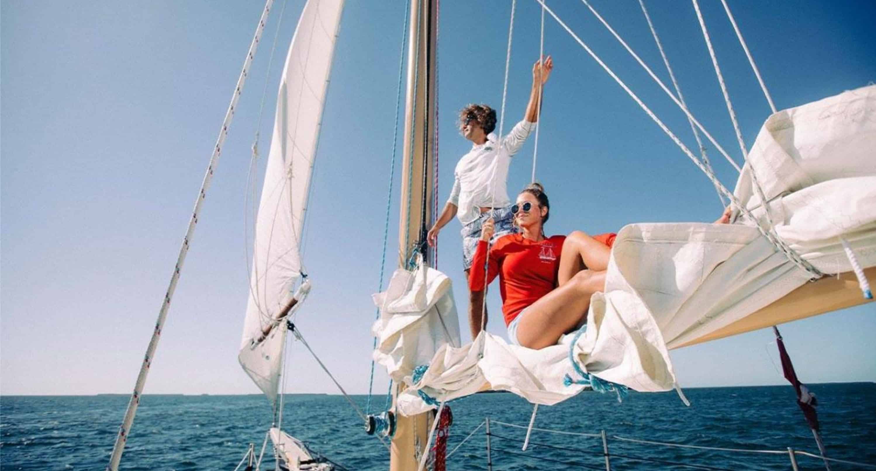 Wind-and-Wine-Sunset-Sail-with-Danger-Charters