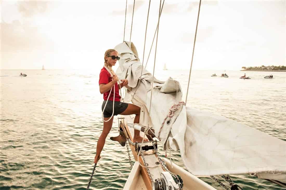 Wind-and-Wine-Sunset-Sail-with-Danger-Charters