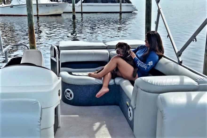 8-Hour-Pontoon-Boat-Rental-by-Funday-Watersports