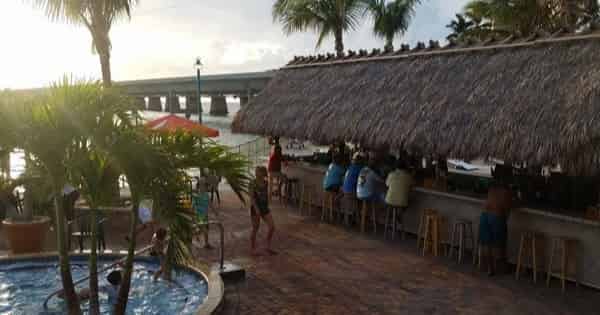 tiki-bar-adventure-with-up-the-keys-tours