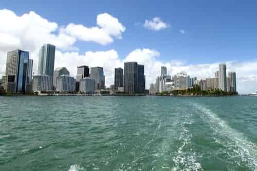 Biscayne-Bay-Boat-Tour-and-Everglades-Airboat-Excursion-by-Gray-line-Miami