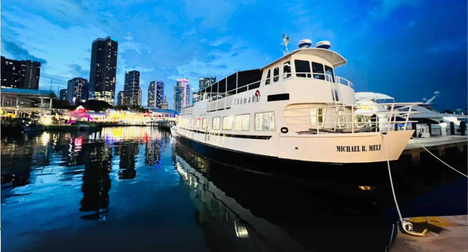 Miami-Sightseeing-Tour-on-Biscayne-Bay