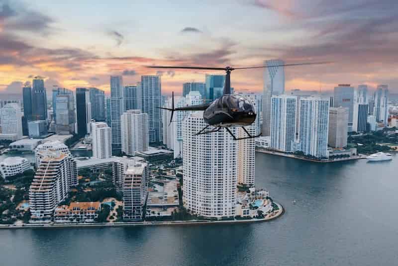 30-Minute-Miami-Mega-Helicopter-Tour