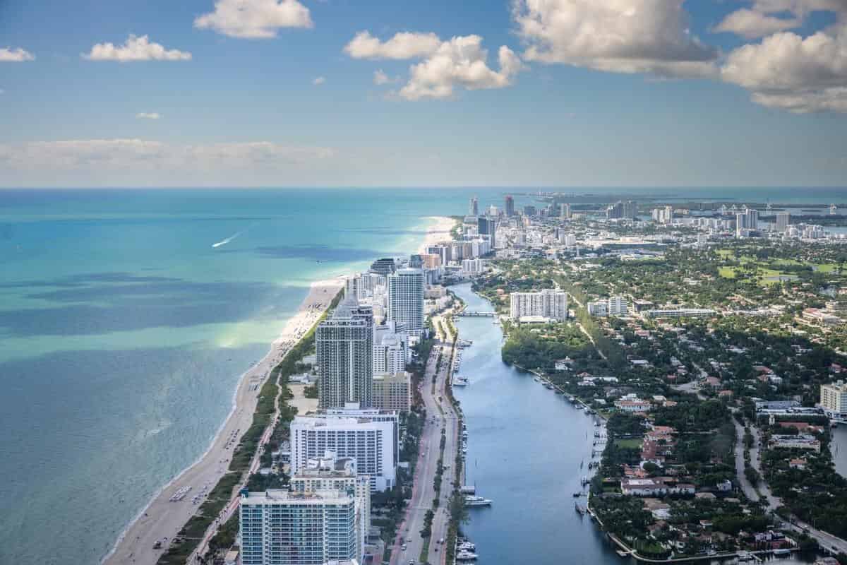 Private-Gold-Coast-Helicopter-Tour-for-up-to-6-guests