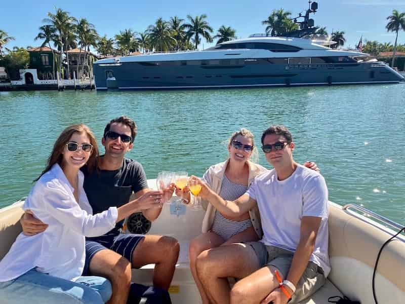 Private-VIP-Miami-Speedboat-Tour