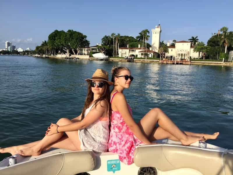 Private-VIP-Miami-Speedboat-Tour