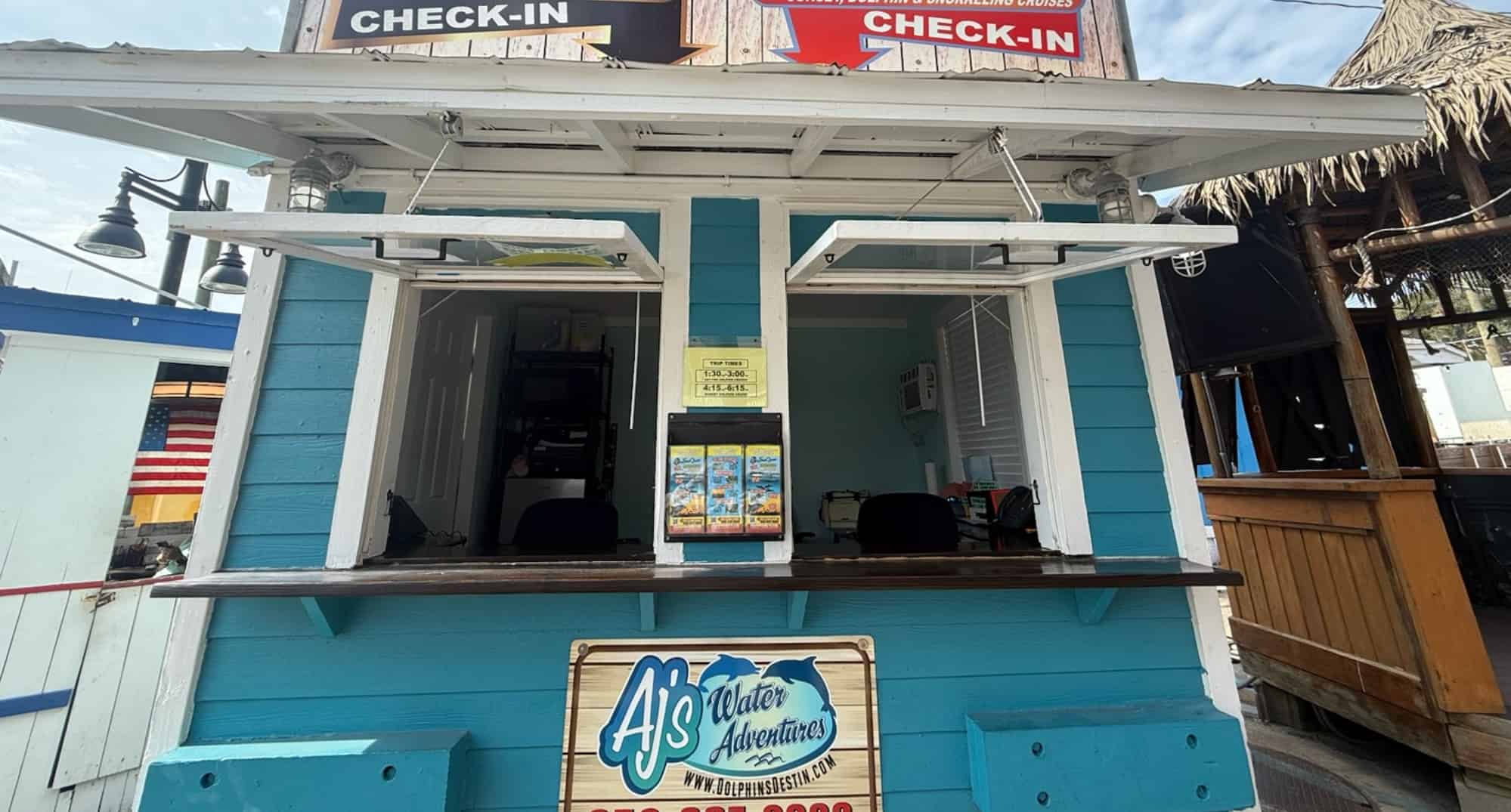 SeaQuest-Sunset-Dolphin-Sightseeing-Tour