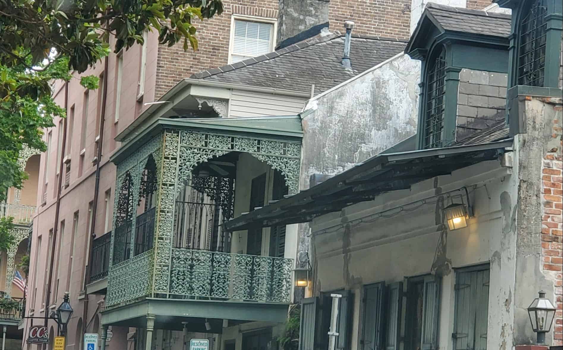 French-Quarter-History-and-Voodoo-Tour