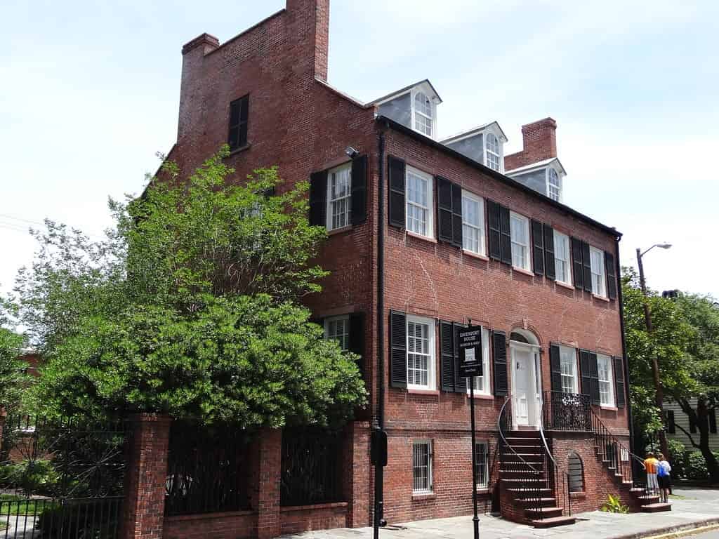 Private-Walking-Tour-of-Historic-Savannah