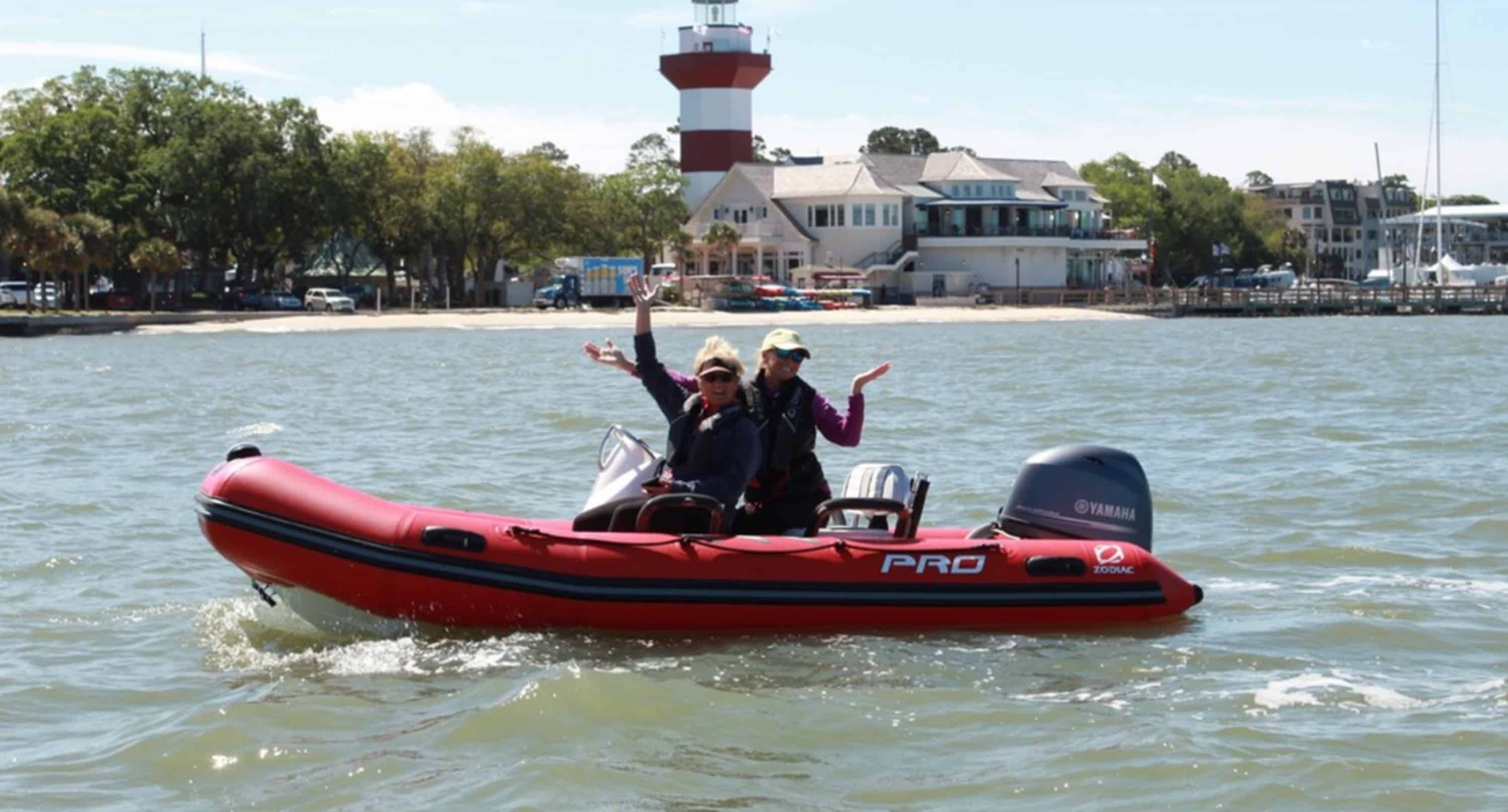 Guided-Mini-Boat-Dolphin-Tour