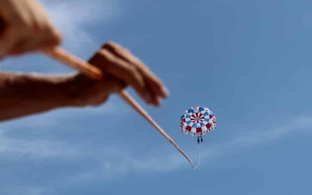 Bradenton-Beach-Parasailing