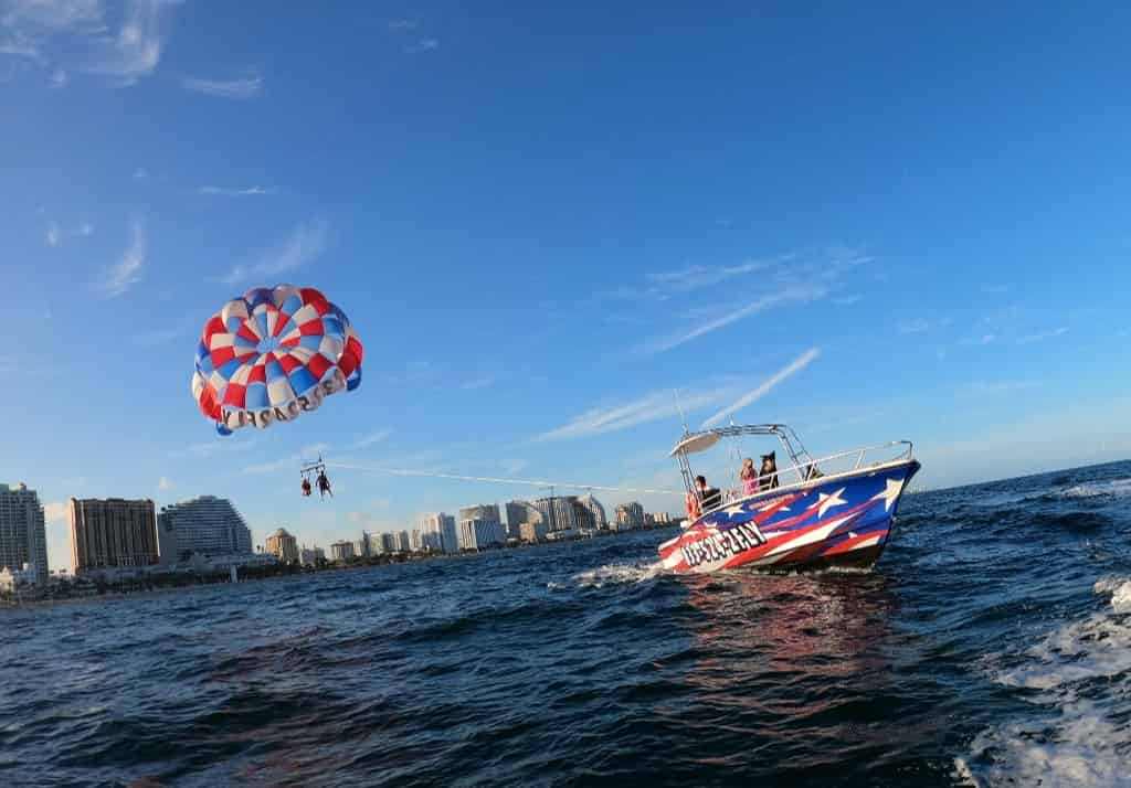 Bradenton-Beach-Parasailing