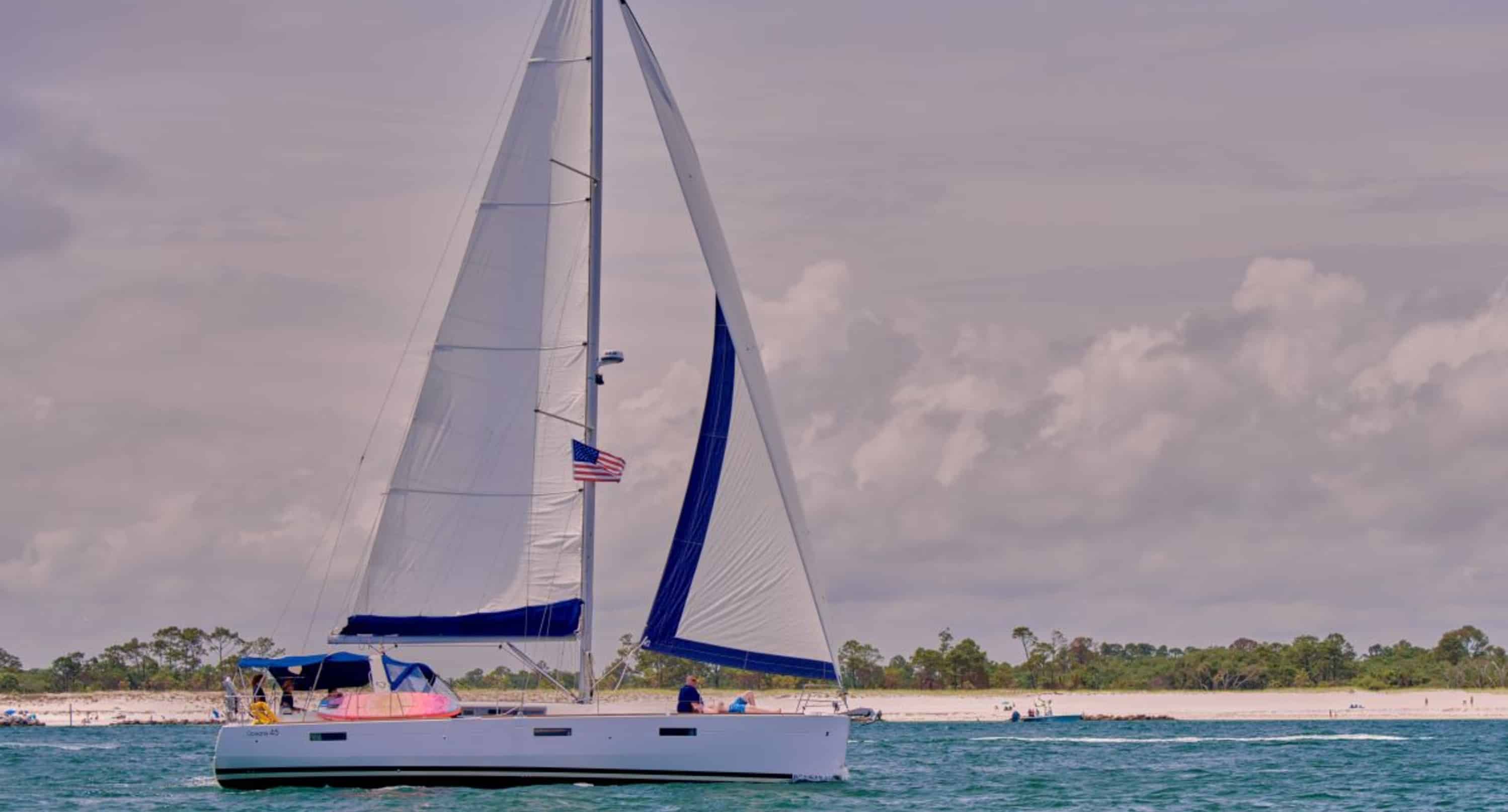 Snorkel-Swim-and-Dolphin-Sail-on-the-Ohana-Sailboat