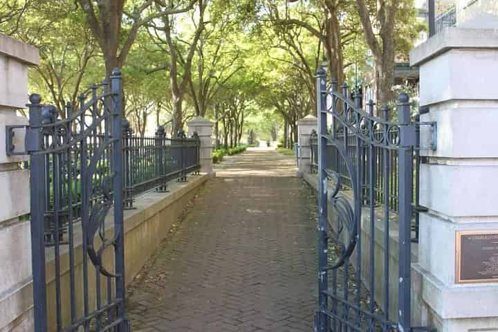 Charleston-Historic-City-Bus-Tour-and-Mansion-Combo