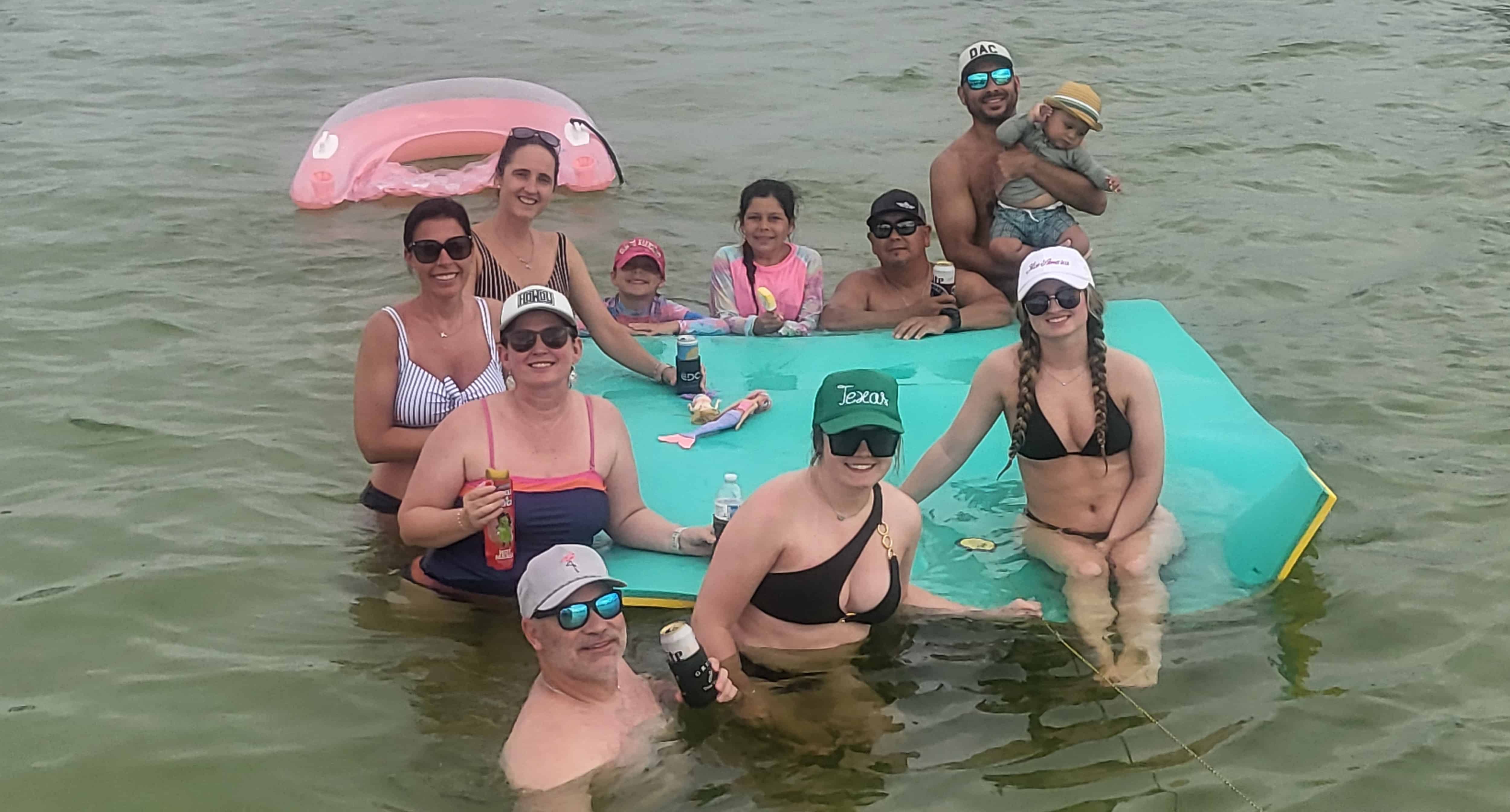 4-Hour-Queens-Chariot-Pontoon-Rental