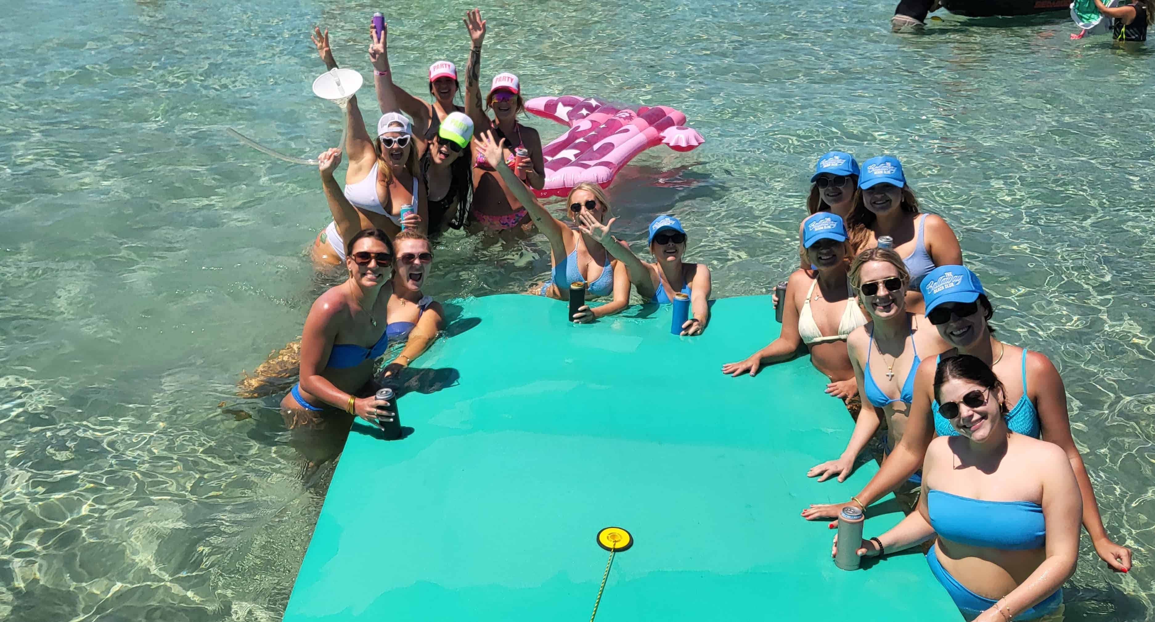 4-Hour-Queens-Chariot-Pontoon-Rental