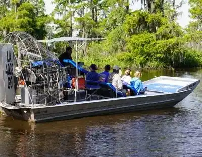 Small-Airboat-Tour-From-New-Orleans-By-Louisiana-Tour-Company