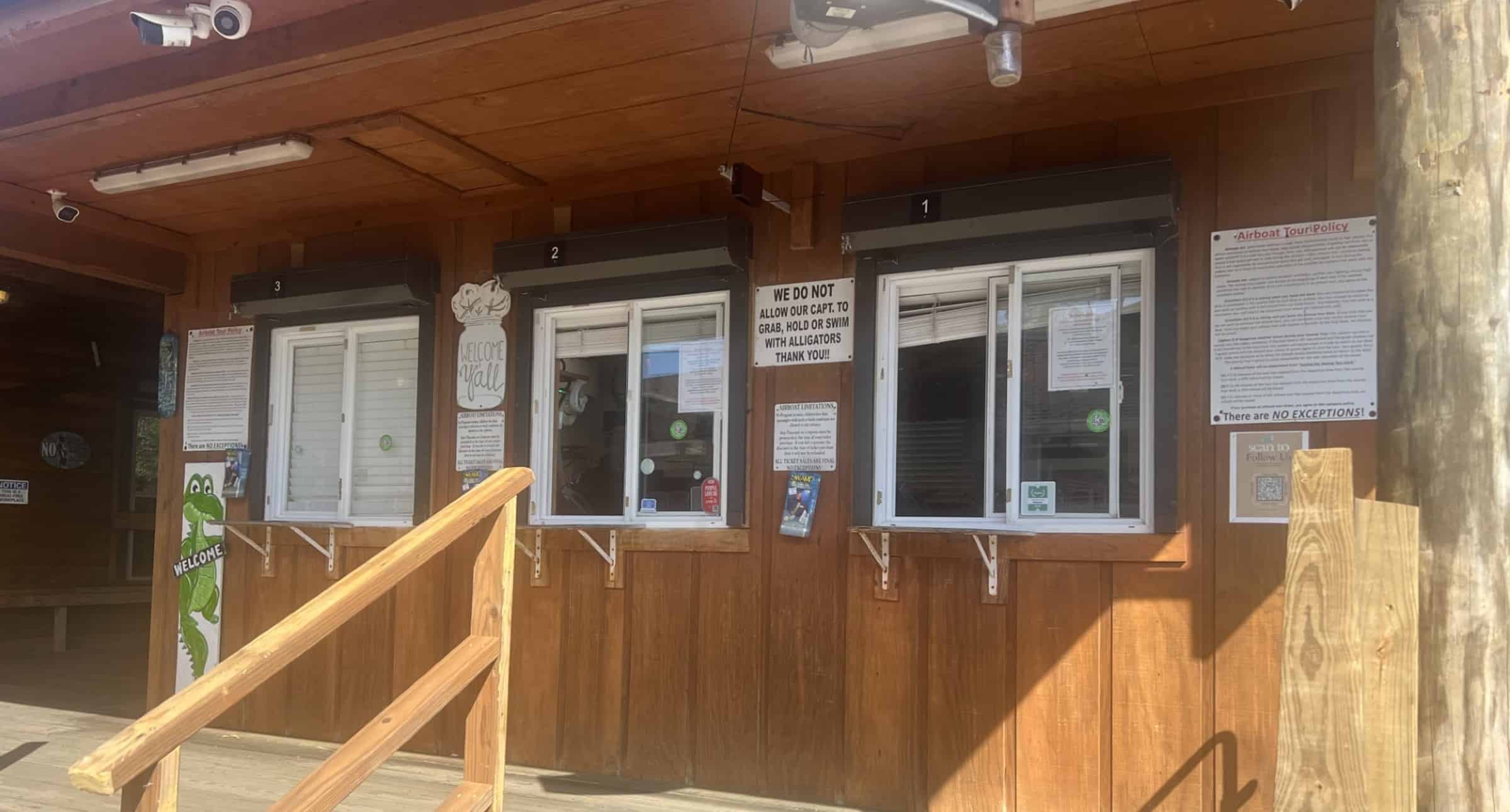 Large-Airboat-Tour-with-Transportation-from-New-Orleans