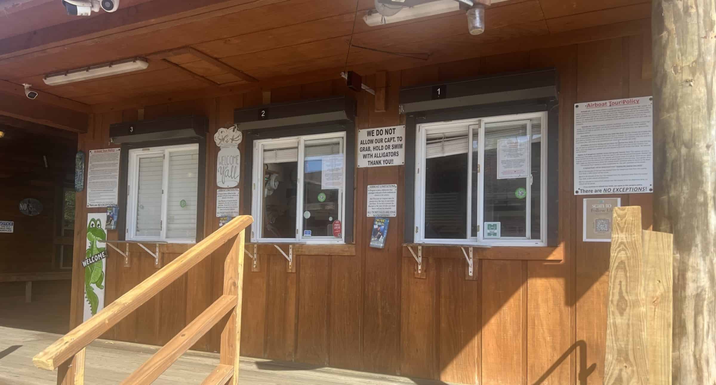 Small-Airboat-Tour-with-Transportation-from-New-Orleans