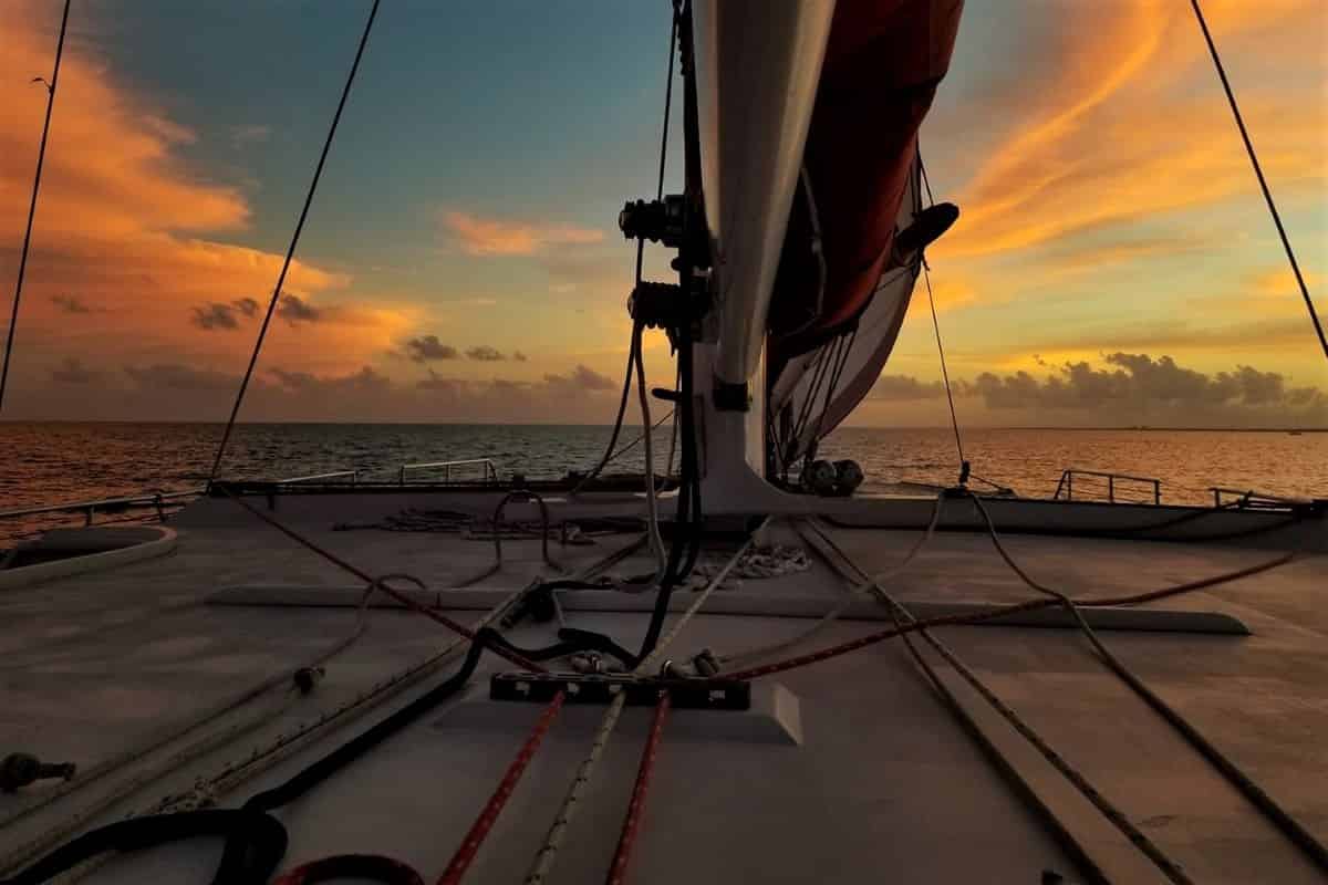 Fort-Lauderdale-Cast-Away-the-Day-Sunset-Cruise