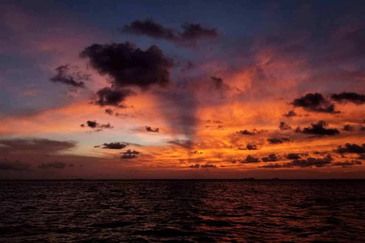 Fort-Lauderdale-Cast-Away-the-Day-Sunset-Cruise