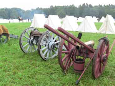 The Longest Siege - Private Pensacola City Tour