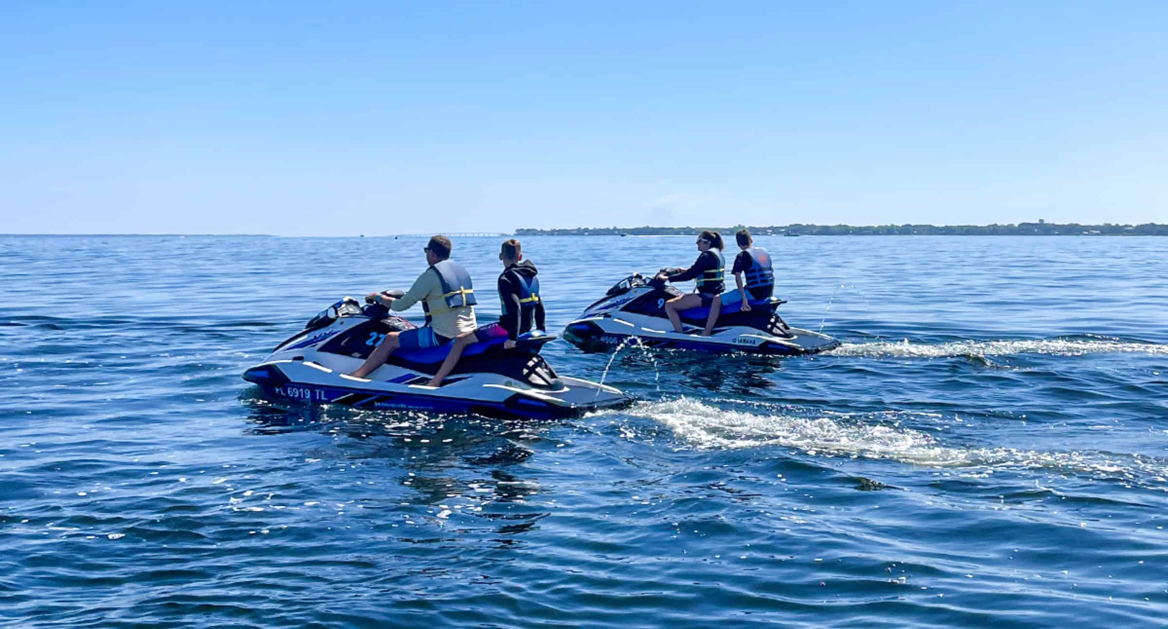 Destin-Dolphin-Excursion-Tour-on-a-Waverunner