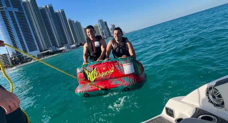 Miami-Wakeboarding-And-Tubing-Experience