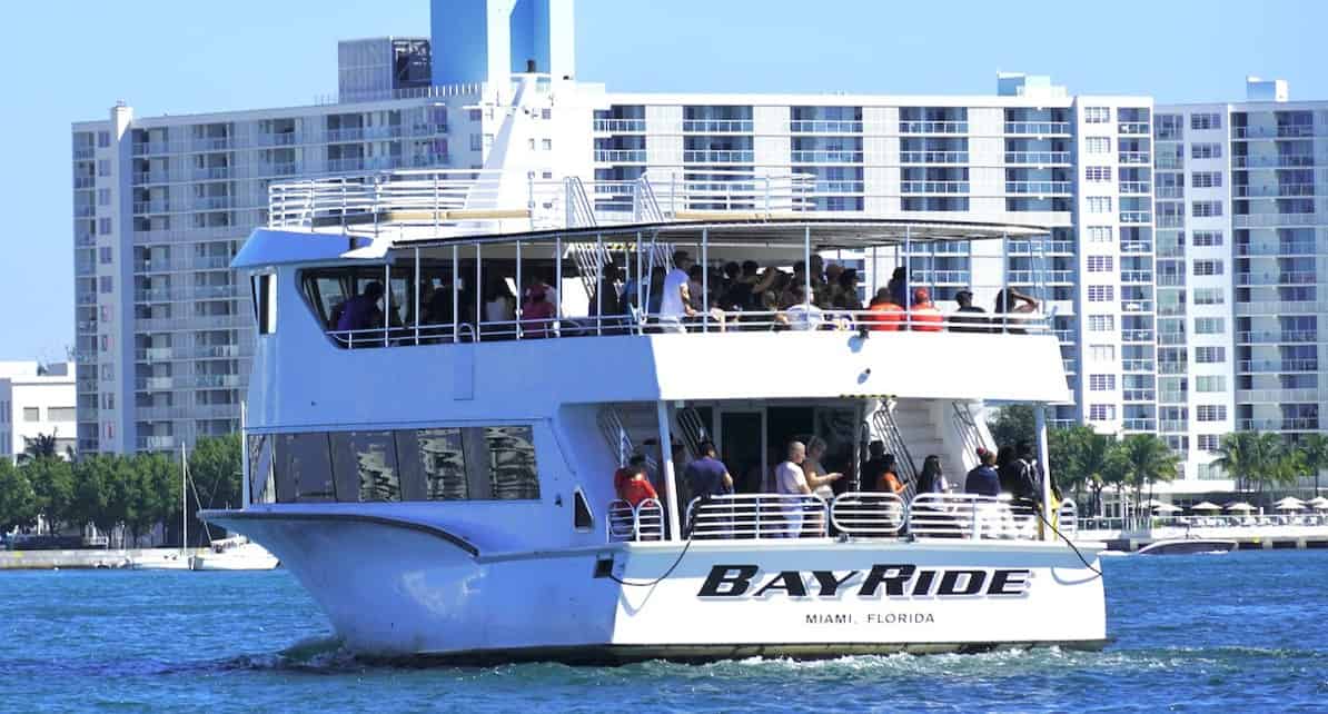 Miamis-Top-Bayside-Boating-and-Happy-Hour-Tour