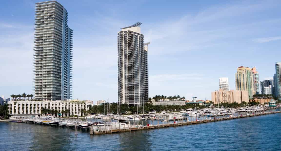 Miamis-Top-Sightseeing-Experience-on-Biscayne-Bay