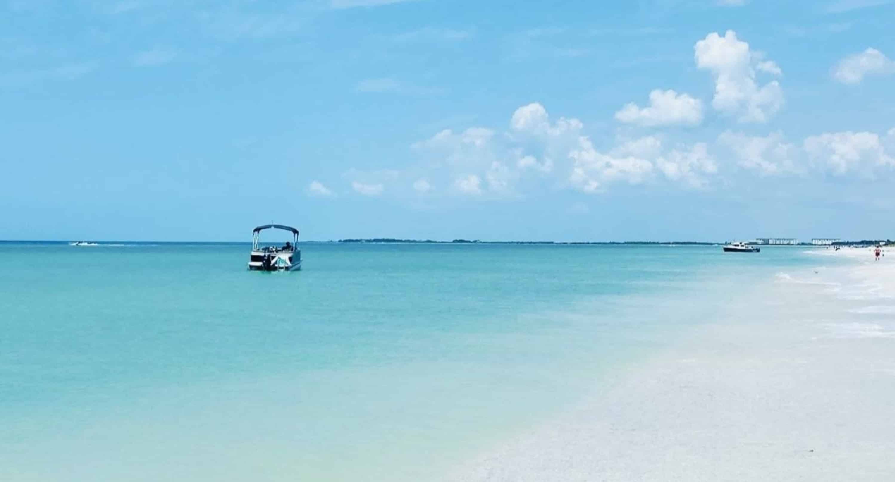 Seas-the-Day-Pontoon-Island-Excursion