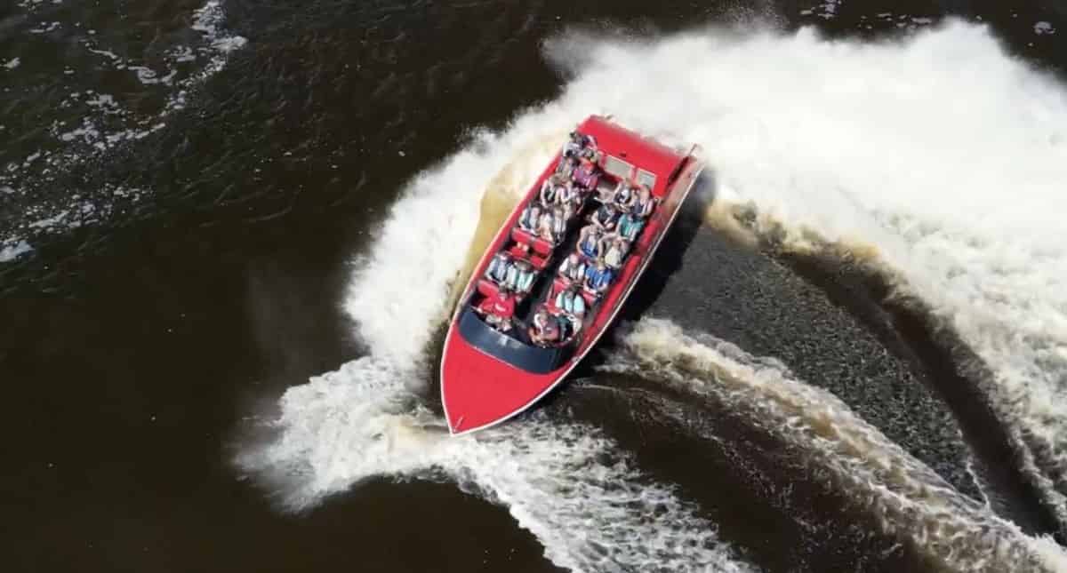Jet-Boat-Cruise-On-The-Thrill-Seeker