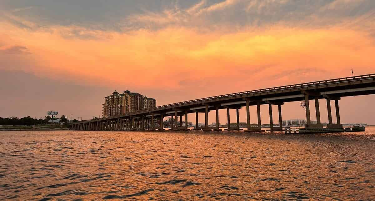 Destin-Harbor-Fireworks-Cruise-Aboard-The-Sunventure