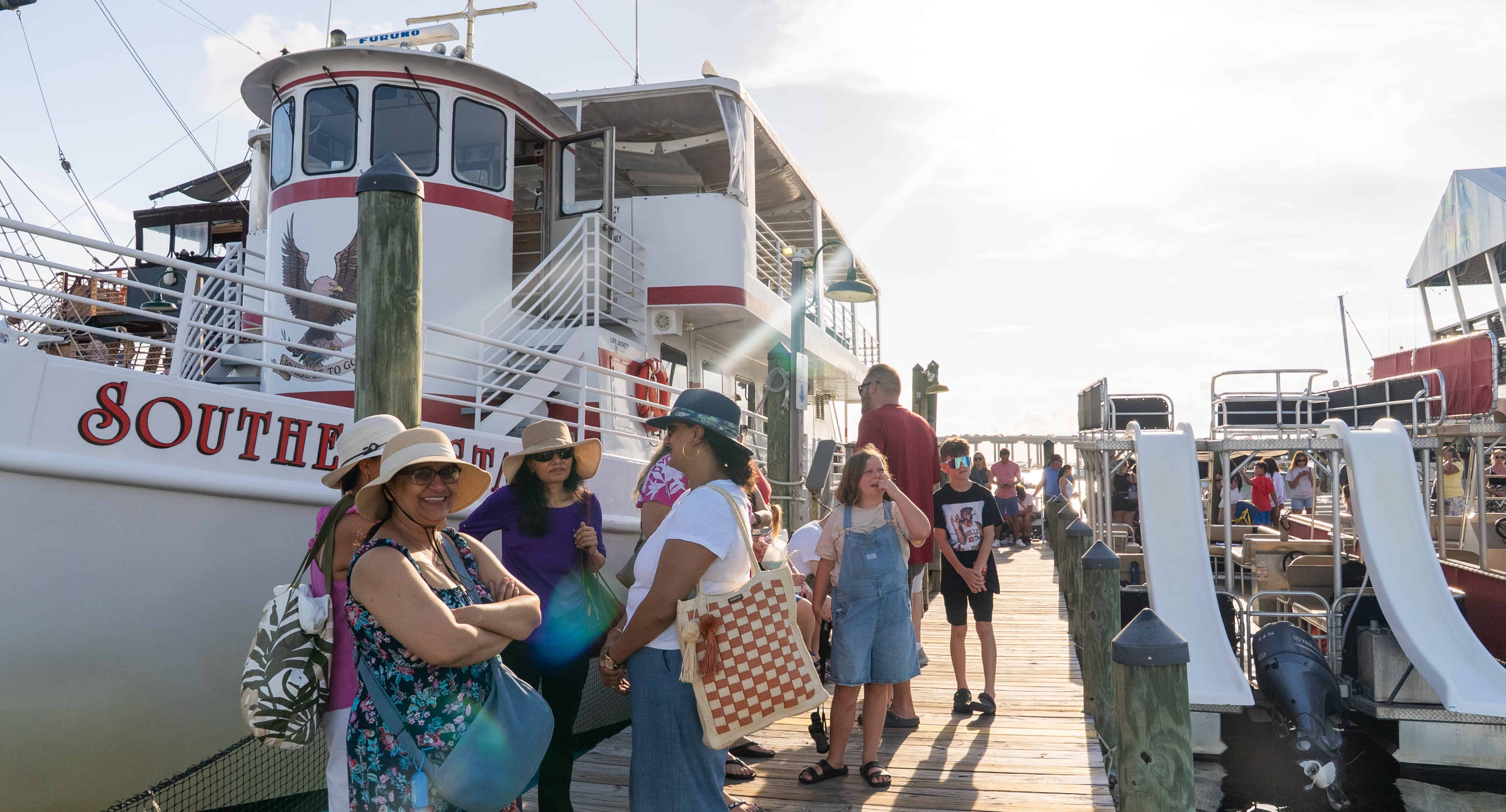 Southern-Star-Sunset-Dolphin-Cruise