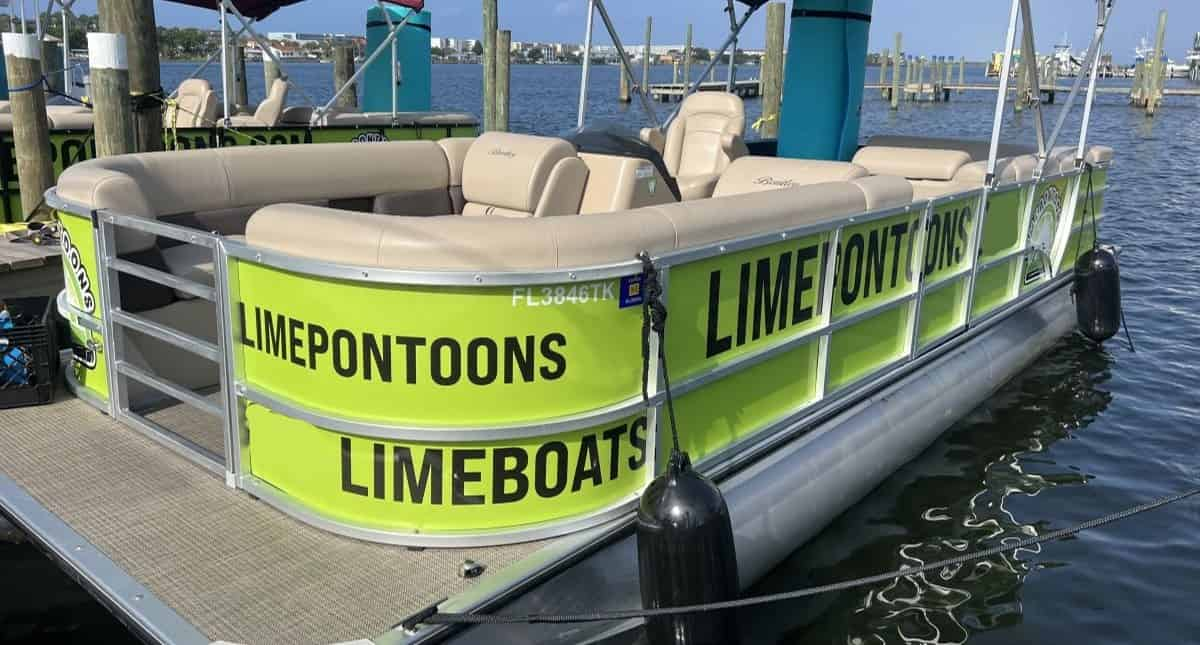 24-Foot-Bentley-Pontoon-Rental