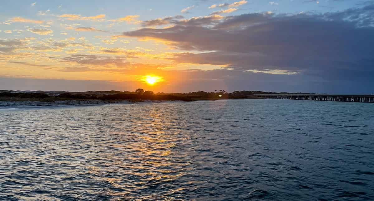 HarborWalk-Village-Sunset-Dolphin-Cruise