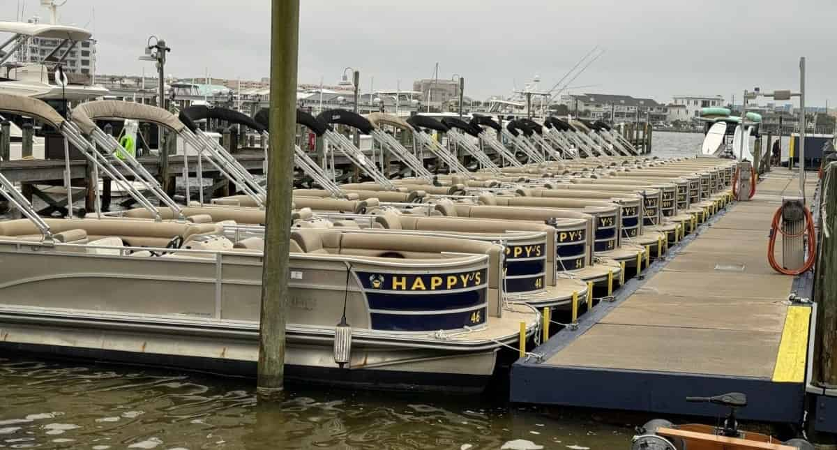 Destin-Fireworks-Pontoon-Rental