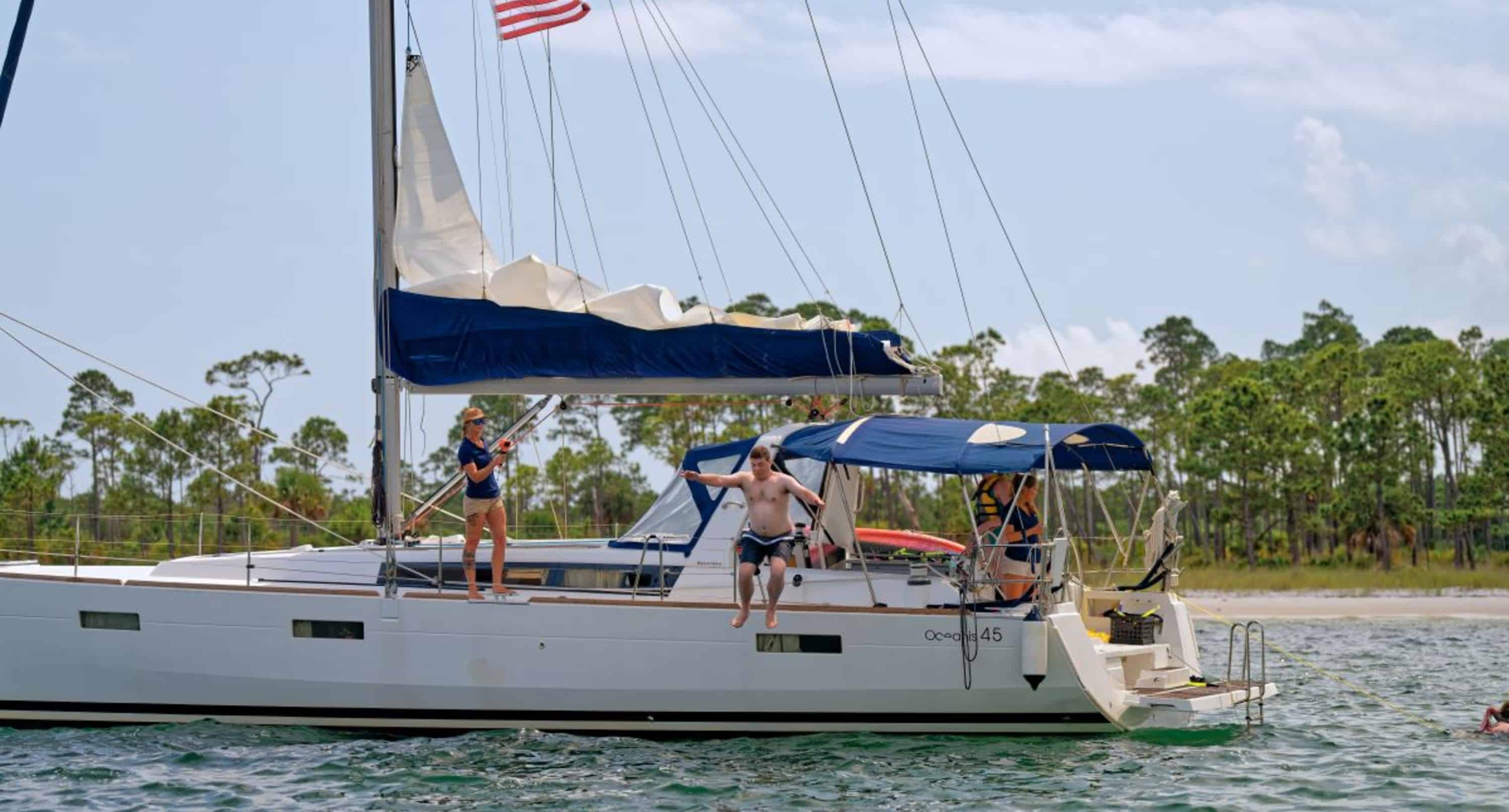 Ohana-Private-Snorkel-Swim-And-Dolphin-Sail