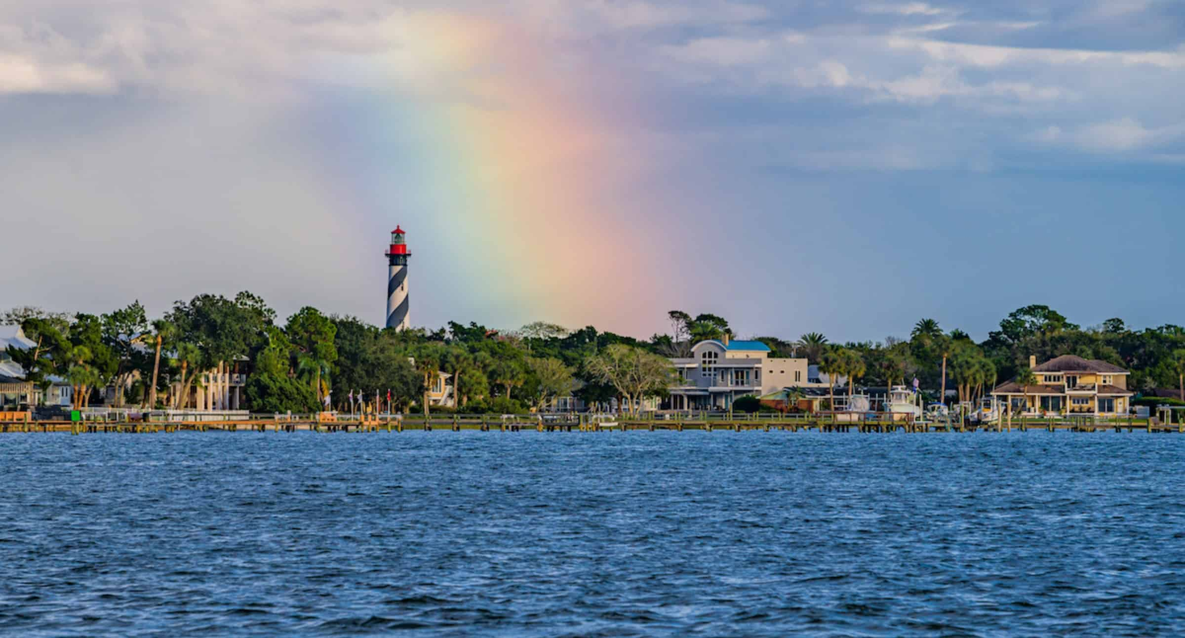 Dolphin-Watch-And-Historical-Harbor-Tour