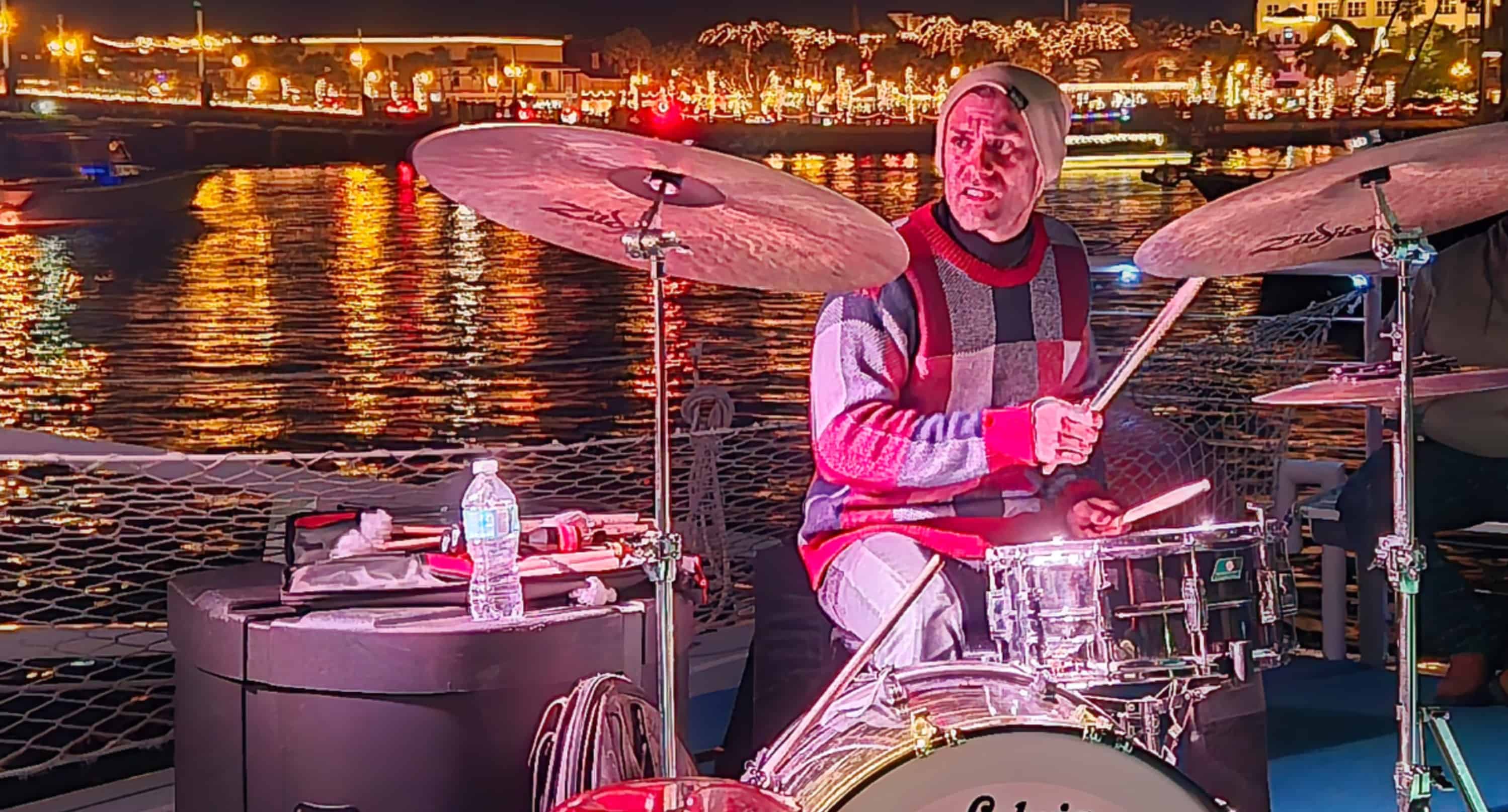 Live-Music-Sunset-Sail-And-Nights-Of-Lights-Viewing