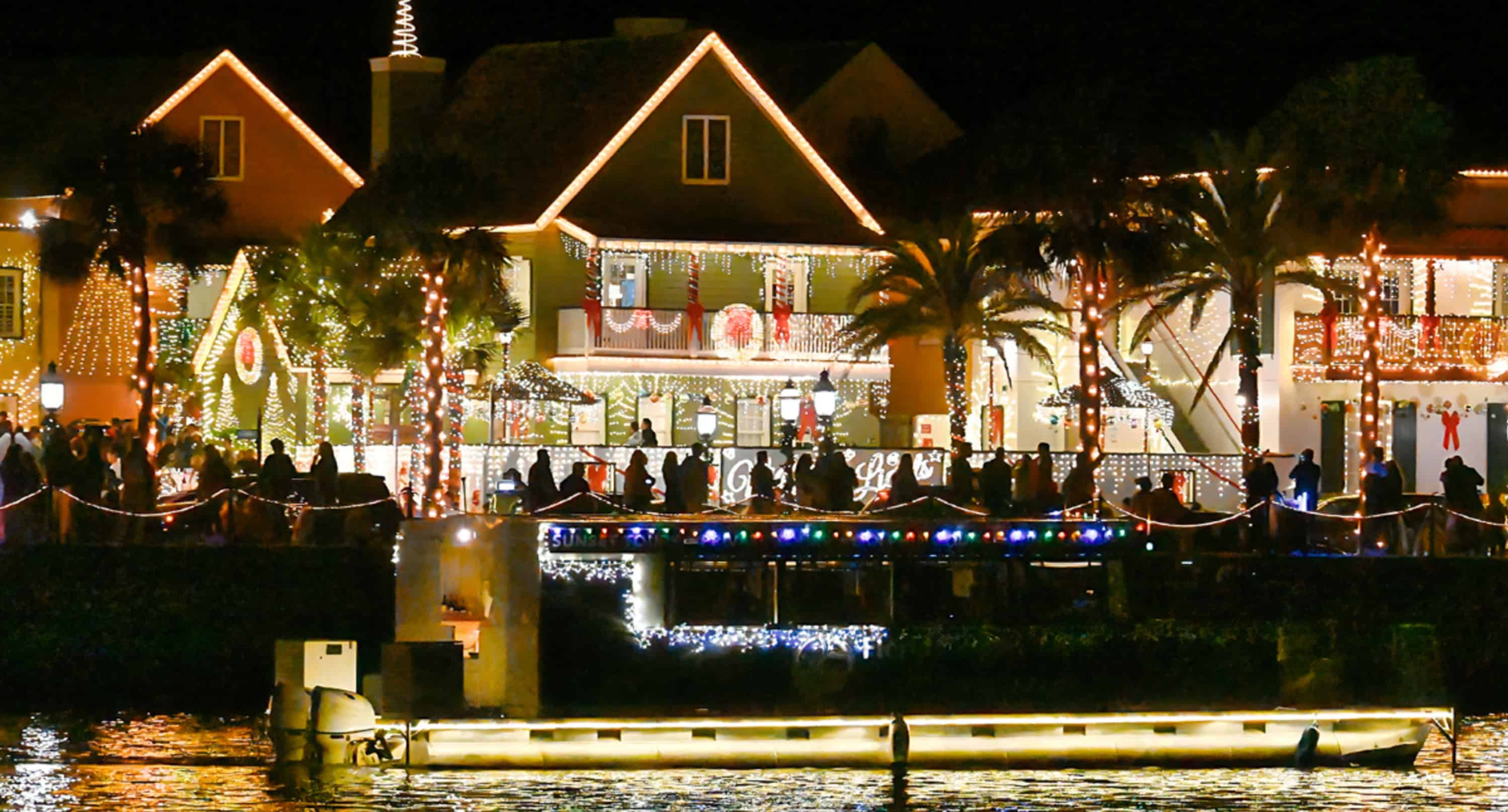 Live-Music-Sunset-Sail-And-Nights-Of-Lights-Viewing