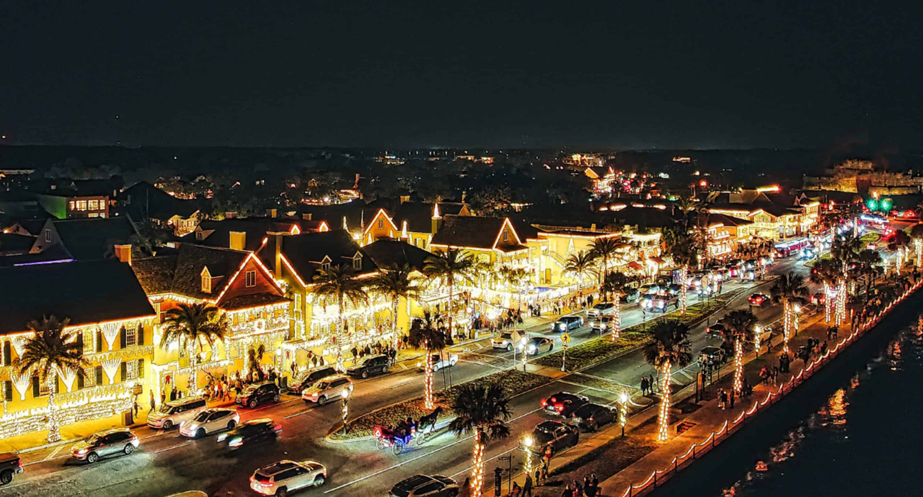 Live-Music-Sunset-Sail-And-Nights-Of-Lights-Viewing
