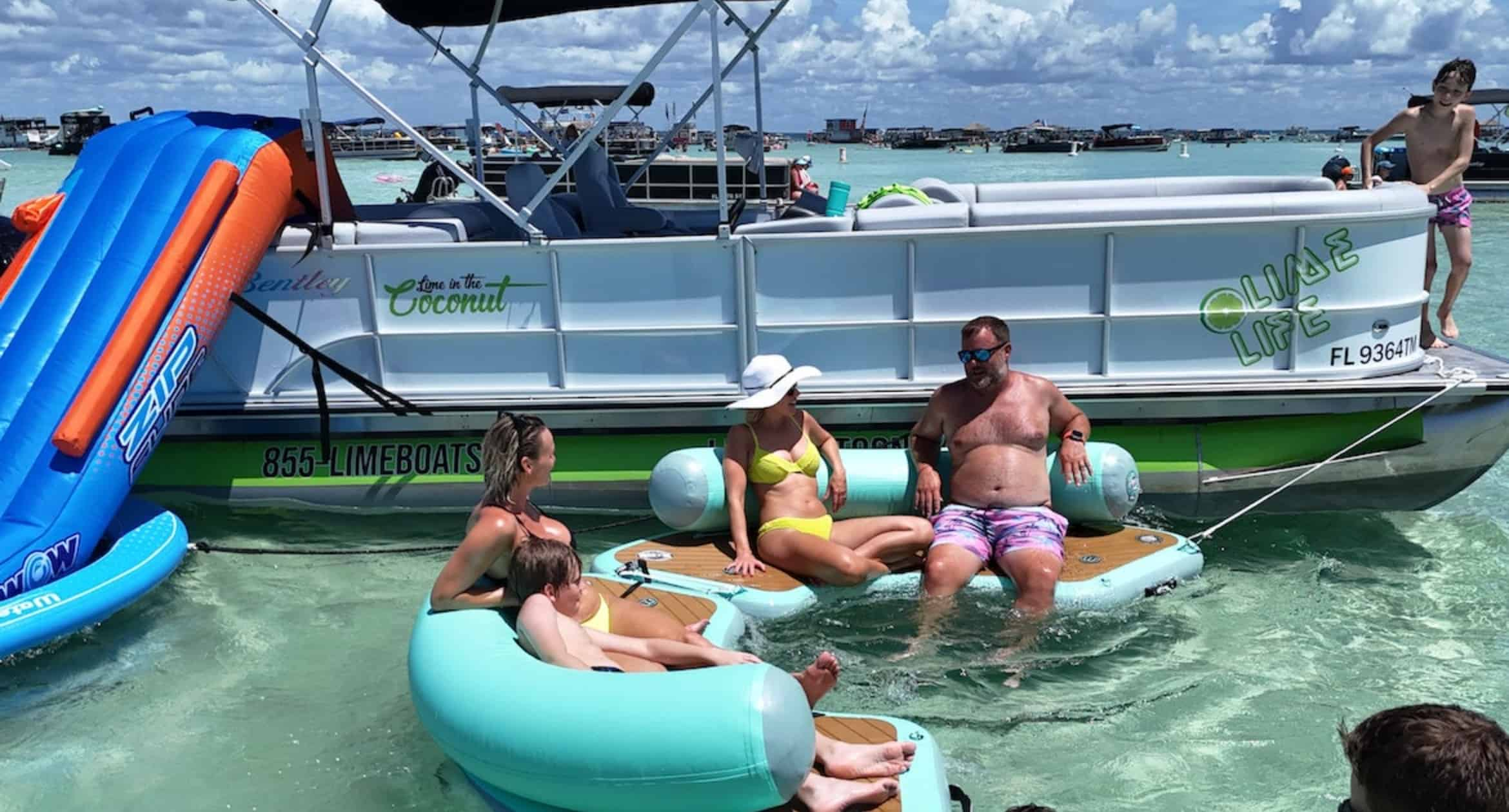 24-Foot-Bentley-Lime-in-the-Coconut-Pontoon-Rental