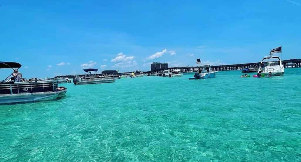 Crab-Island-12-Passenger-Pontoon-Rental