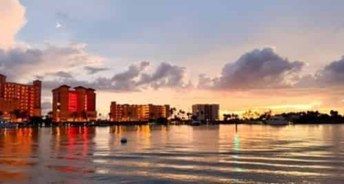 Fort-Myers-Beach-Sunset-Dolphin-Cruise-with-Sanibel-Lighthouse-Views