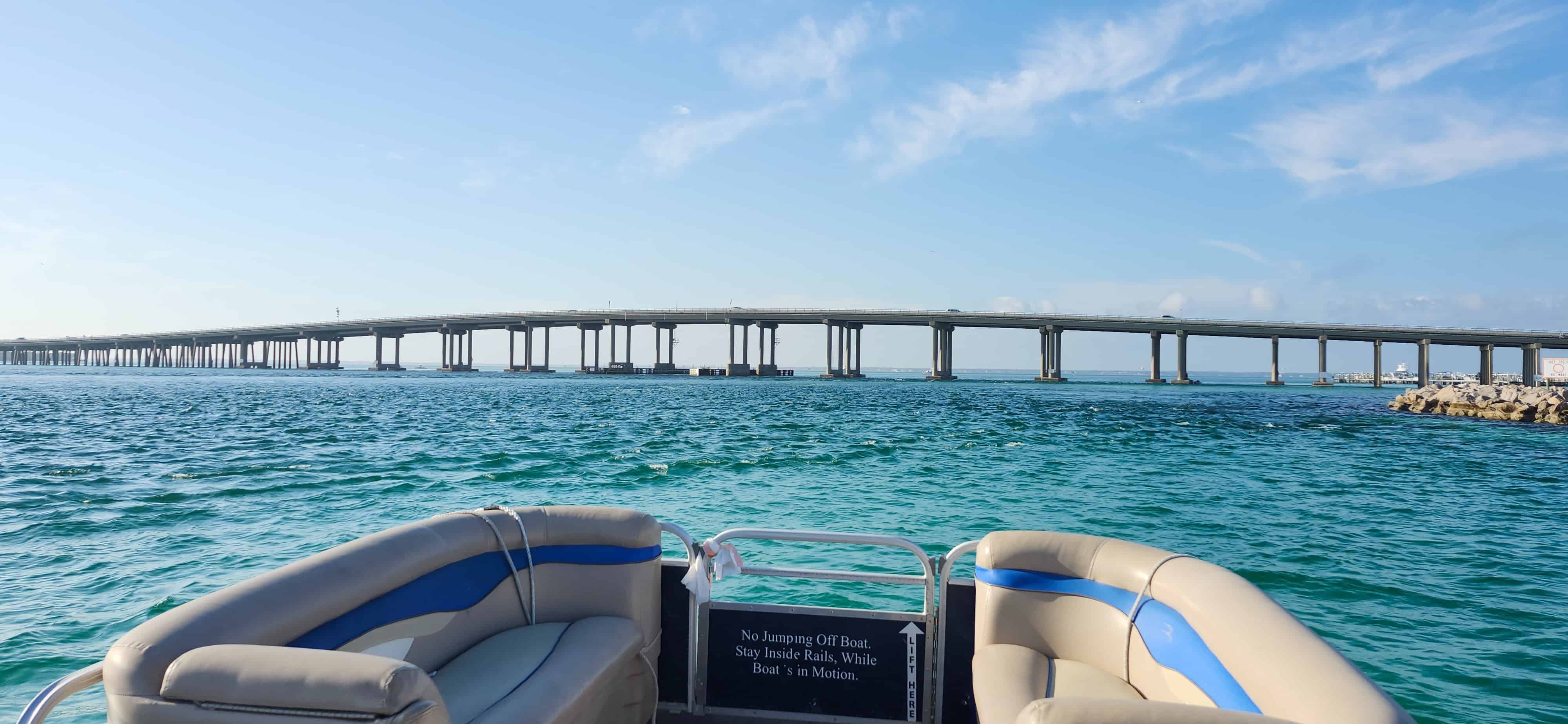 Fort-Walton-Beach-24-foot-Bennington-Pontoon-Boat-Rental-with-Fuel-Included