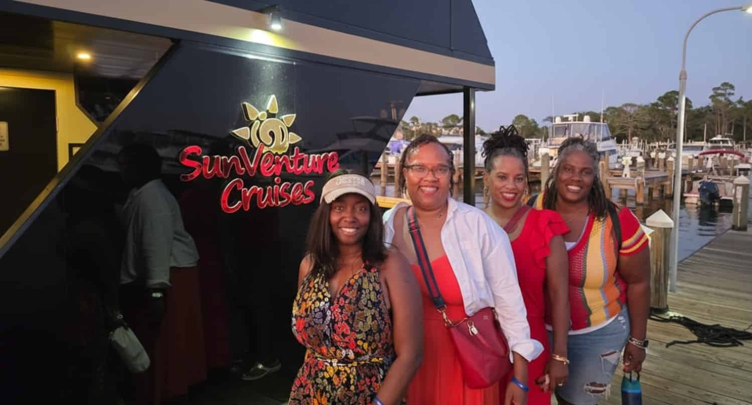 Sandestin-Fireworks-Cruise-Aboard-The-Sunventure-II