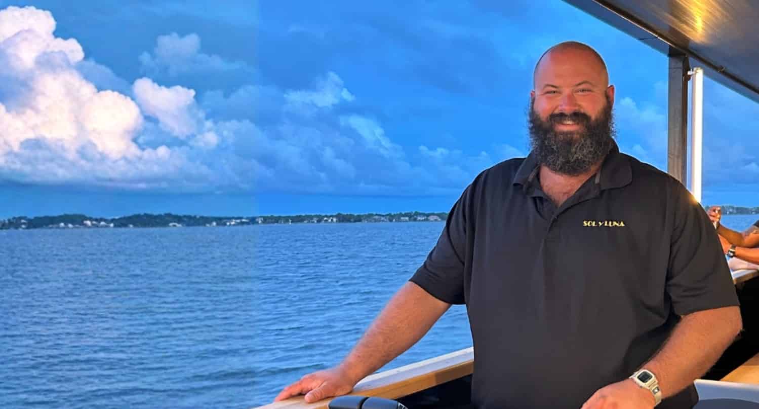 Sandestin-Fireworks-Cruise-Aboard-The-Sunventure-II