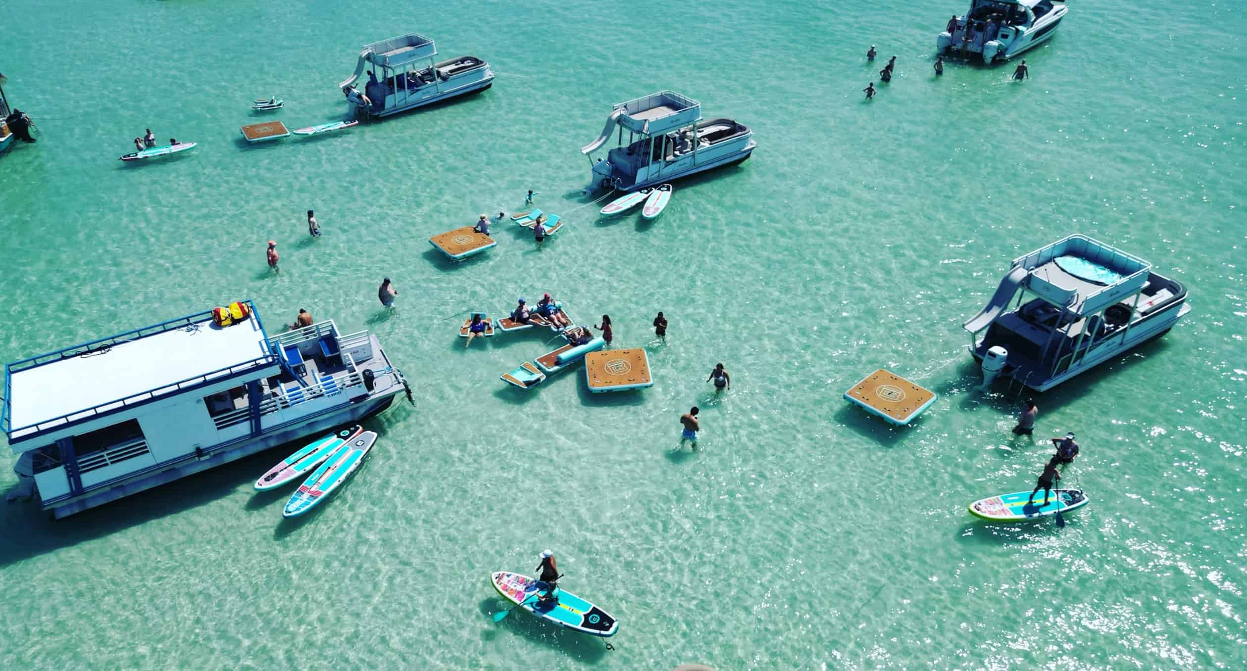 Crab-Island-Destin-Premium-Dolphin-Boat-Tour-With-Restroom