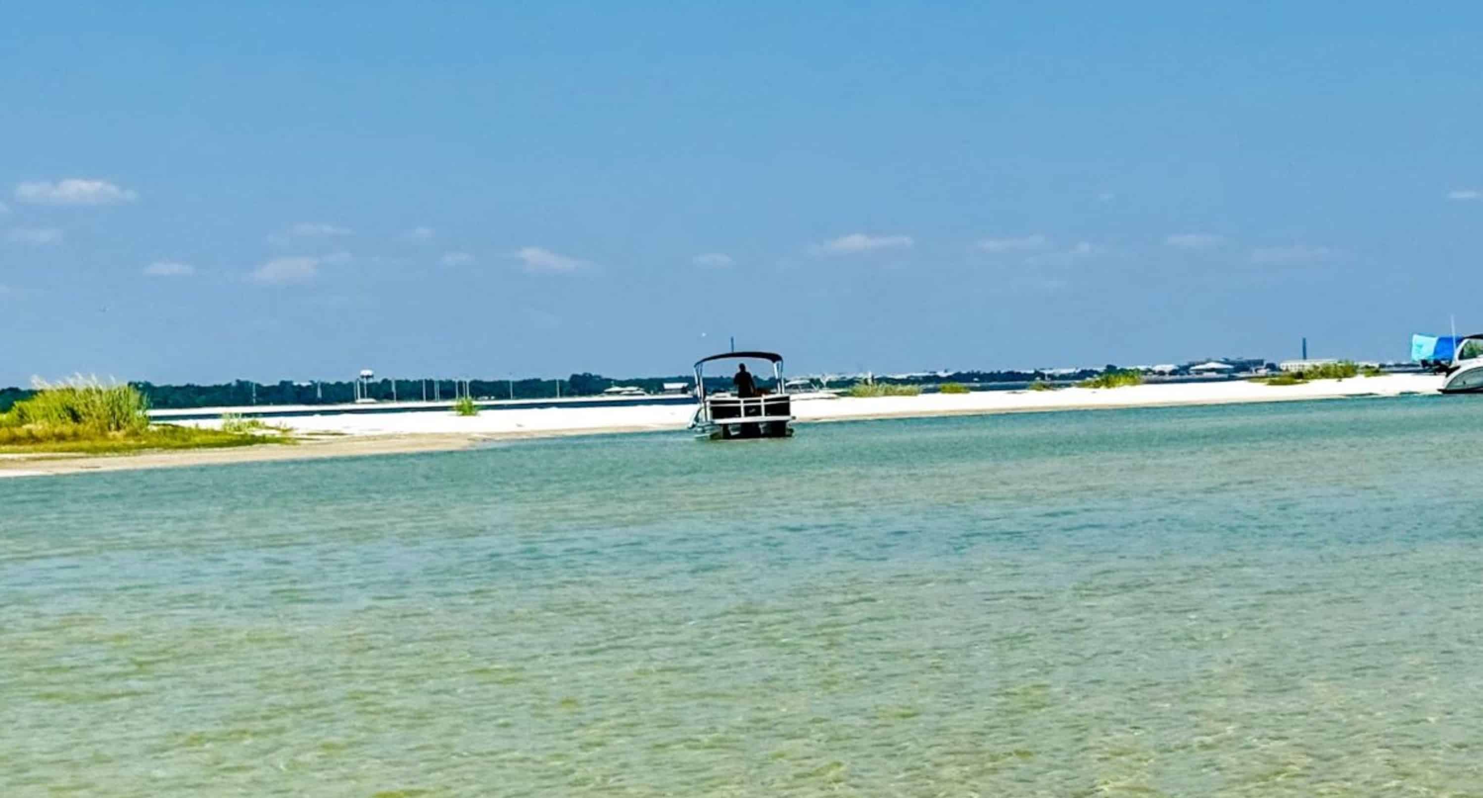 Pensacola-Beach-Luxury-Tritoon-Rental